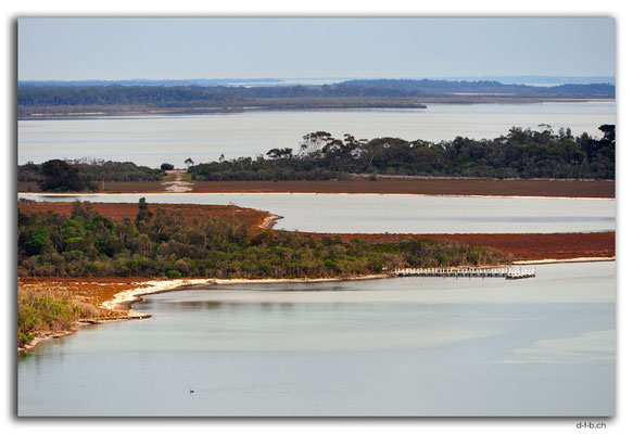 AU1462.Lakes Entrance