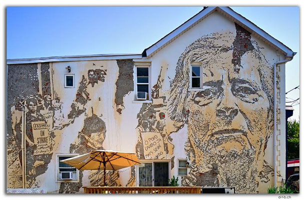 CA0859.Toronto.Little Portugal by VHILS