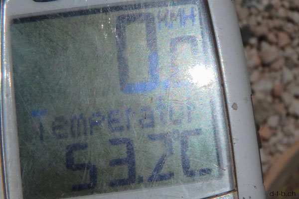 AU: Solatrike at 53.2°C in the Nullarbor