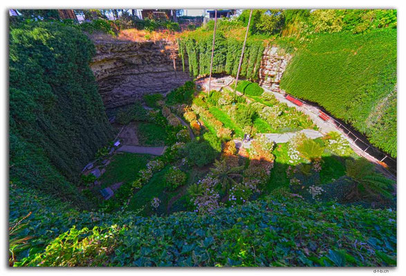 AU1134.Mt.Gambier.Umperston Sinkhole