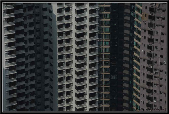 C2634 Hong Kong Victoria Peak
