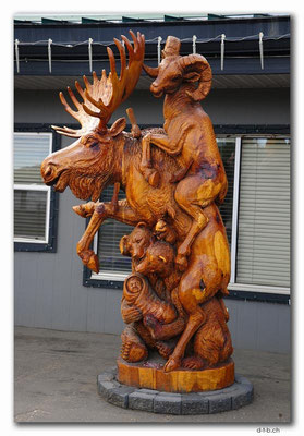 CA0567.Chetwynd.Wood Chainsaw carving 