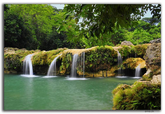 PH0108.Bolinao Waterfall No.3