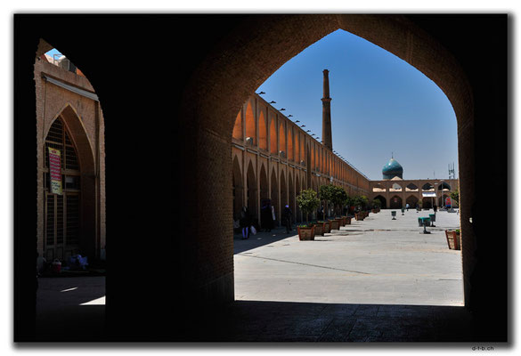 IR0196.Isfahan.Neu aufgebaute Karawanserei