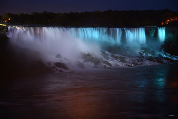 CA0381 Niagara Falls