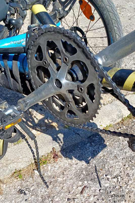 PT: Parchal. Broken chain