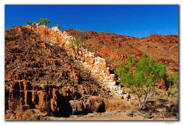 AU0212.Halls Creek.China Wall