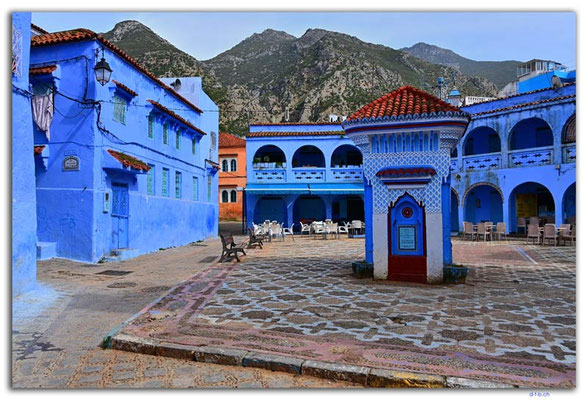 MA0431.Chefchaouen.Fontaine sur la Place El Haouta