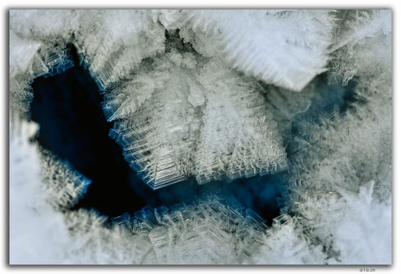 GW0646.Ice crystals