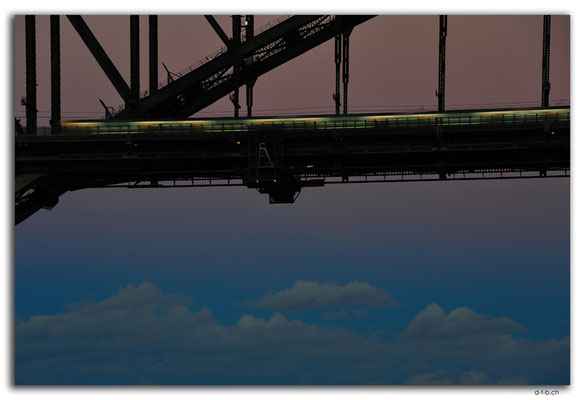 AU1660.Sydney.Sky under the Harbour Bridge.McMahons Point