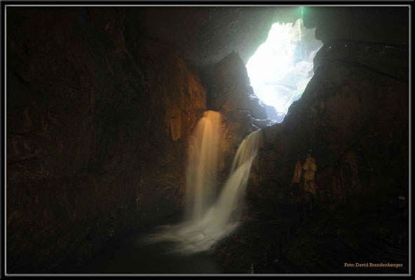 C0961Jiuxiang Zwillingswasserfall