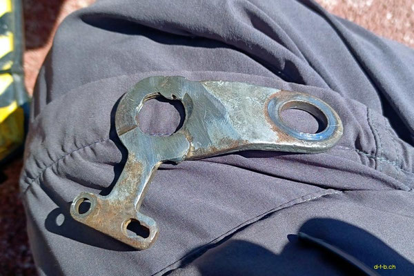PT: Lagoa. Clutch mounting plate welded again