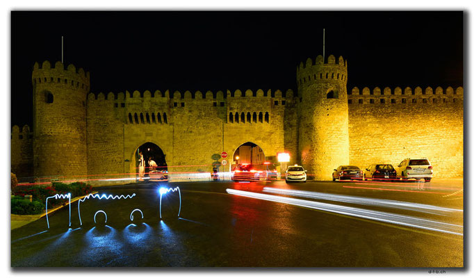 AZ055.Baku.Double Gate