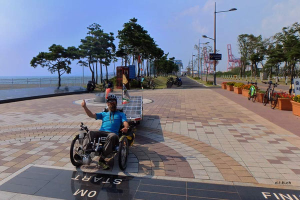 KR: Solatrike in Incheon am Start