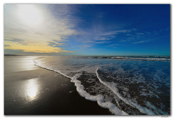 NZ0977.Christchurch.New Brighton Beach