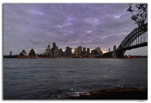 AU1675.Sydney.Opera House + Bridge