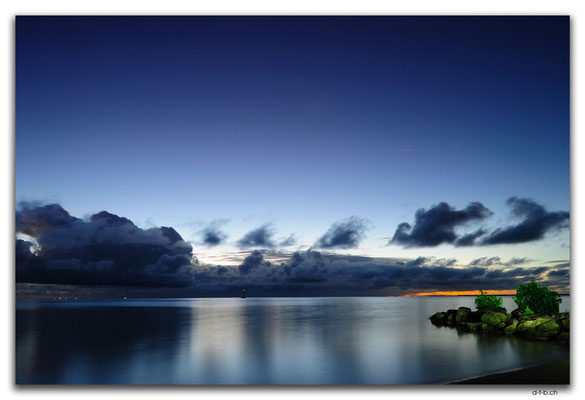 FJ0077.Vatia Beach after Sunset