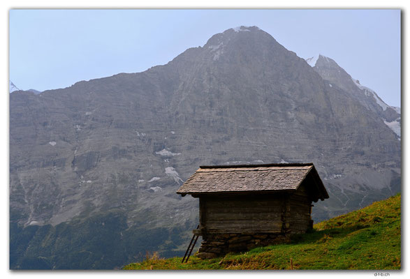 GW0399.Alphütte vor Eiger