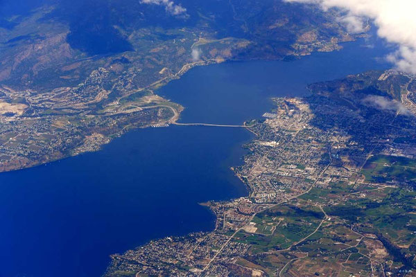 CA0216 Kelowna Flugbild
