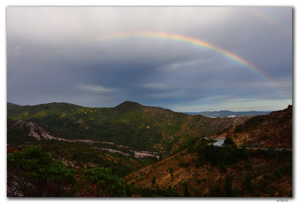 AU1425.Rainbow over Queenstown