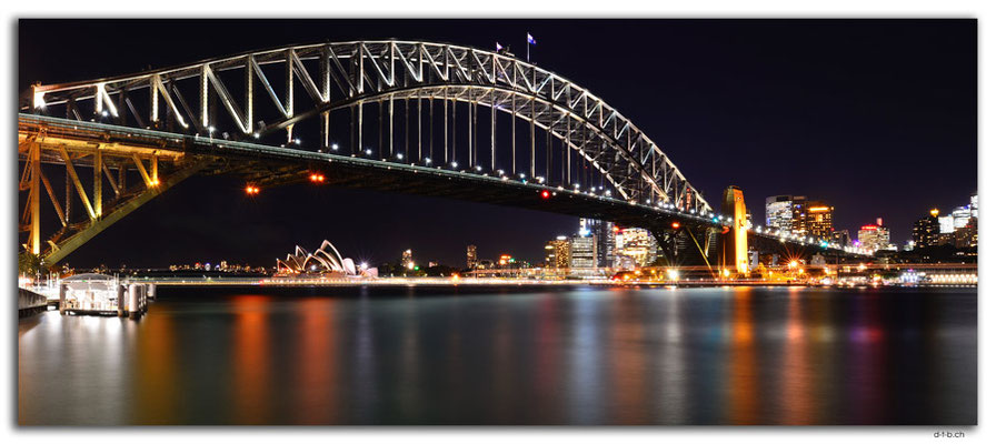 AU1665.Sydney.Opera House & Harbour Bridge.Milsons Point