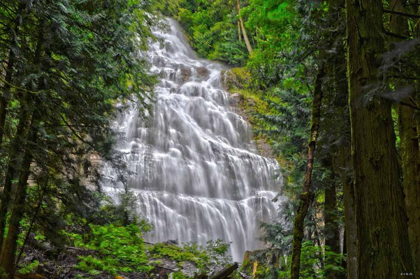 CA0272 Bridal Veil Falls
