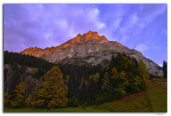 GW0154.Abendrot am Mättenberg