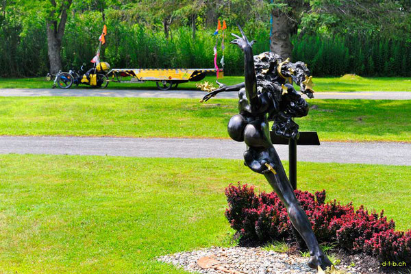 CA. Solatrike in Magog with statue "Cassiopea"