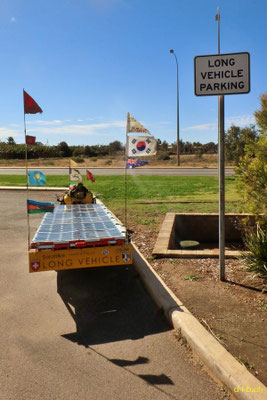 AU: Long Vehicle Parking = Idealer Parkplatz für das Solatrike