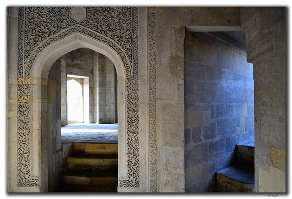 AZ048.Baku.Shirvanshahs Palace
