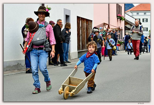 CH1162.Alpspektakel Seewis. Kinderalpabzug