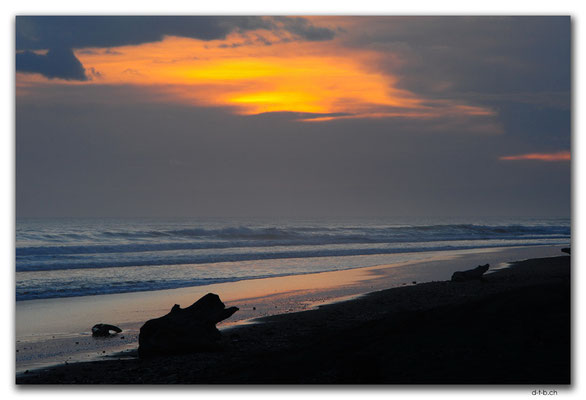 NZ0417.Waiinu Beach.Abendrot