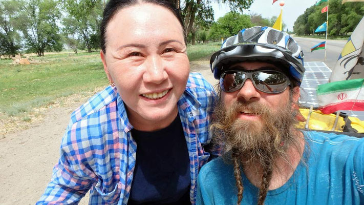 Solatrike.KZ.Kasachin / with a Kazakh woman