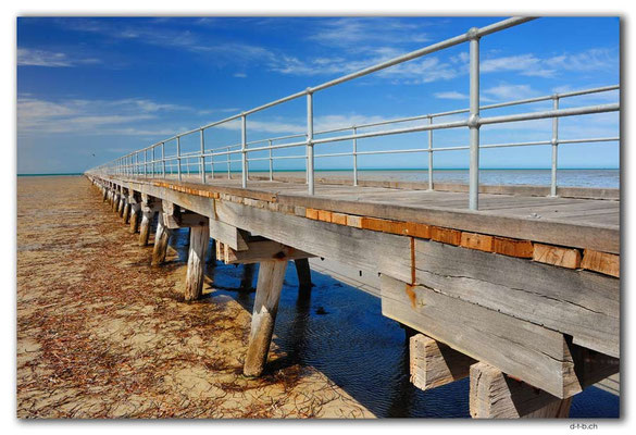 AU1071.Port Germein.1.5km Jetty