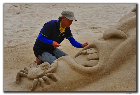 KR0204.Busan.Dongbaek.Sandskulpteur