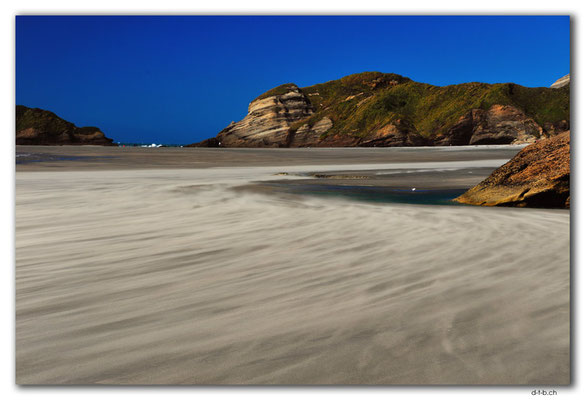 NZ0629.Wharariki Beach.Blowing Sands