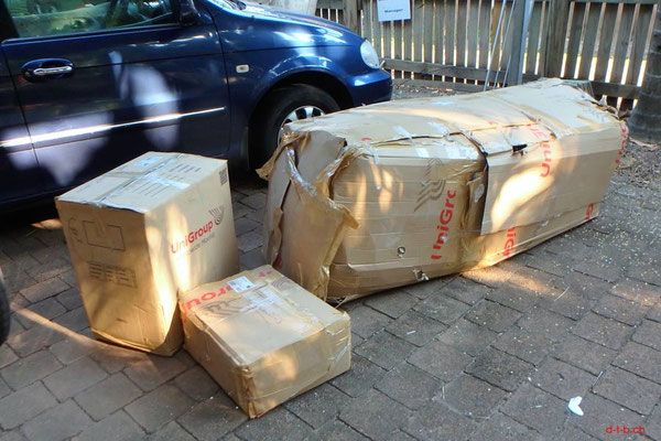 AU: Solatrike verpackt angekommen in Darwin