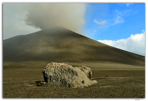 VT0074.Tanna.Volcan Yasur
