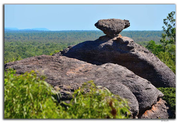 AU0035.Kakadu N.P. at Nourlangie Rock