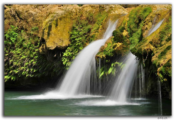 PH0107.Bolinao Waterfall No.2