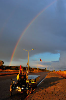 CTR: Solatrike in Bafra, Regenbogen