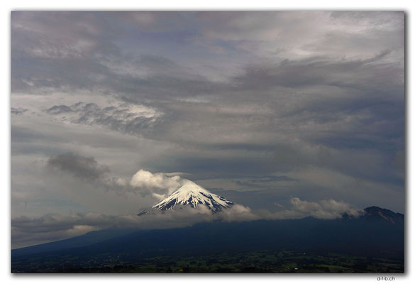 NZ0382.New Plymouth.Mt.Taranaki