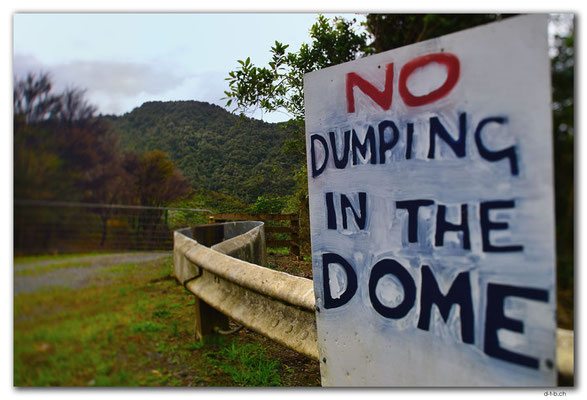 NZ0228.No Dumping in the Dome