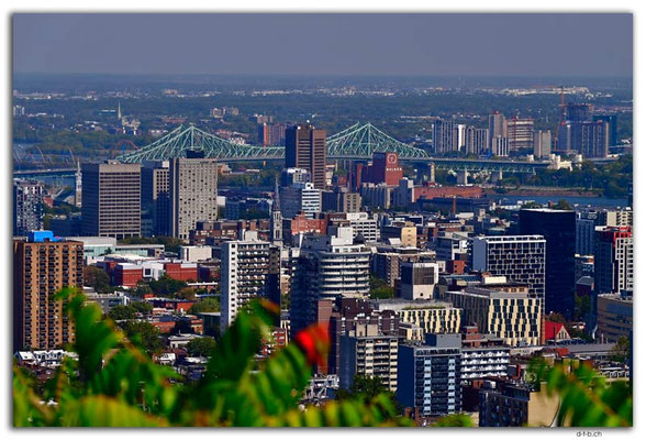 CA0915.Montréal.View from Mont Royal