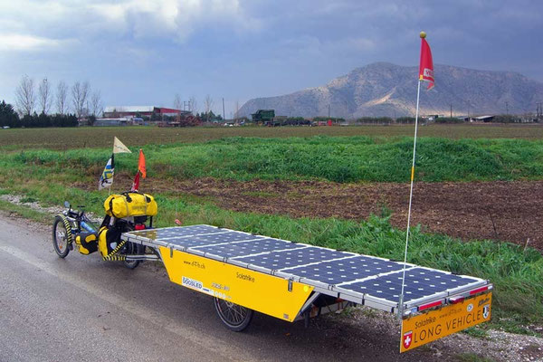 GR: Solatrike in auf dem Weg nach Larisa
