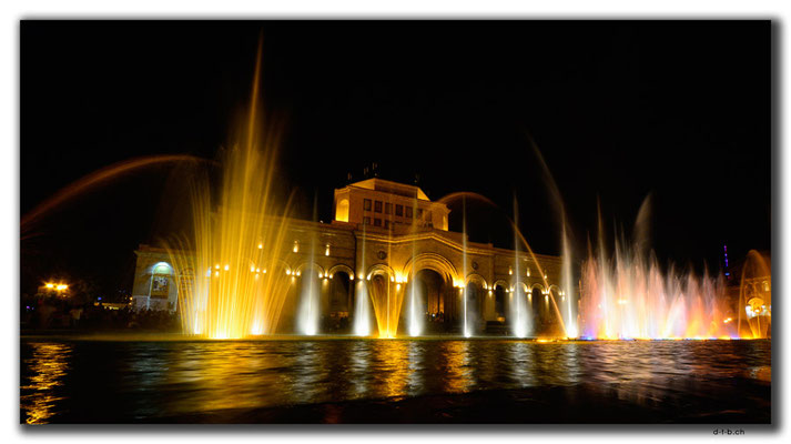 AM050.Yerevan.Wasserspiel