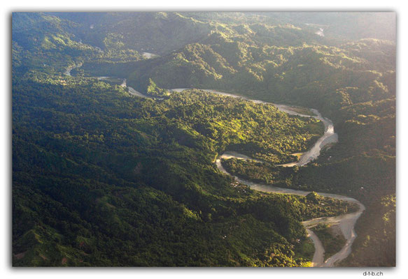 SB0004.River in Guadalcanal.