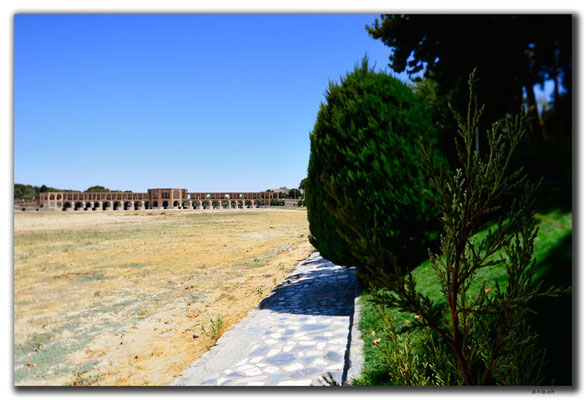 IR0098.Isfahan.Khaju Pol