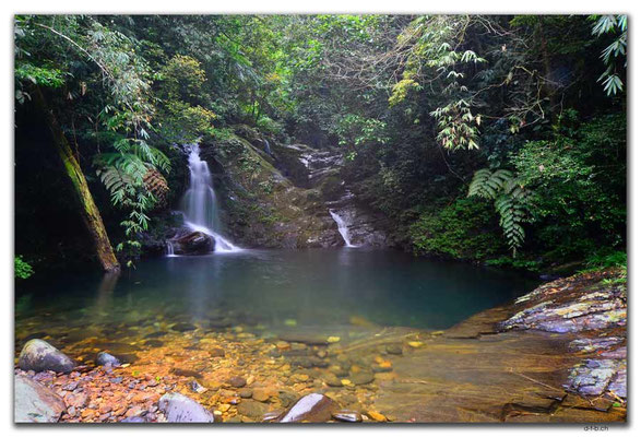 VN0187.Bach Ma N.P.Wasserfall und Pool