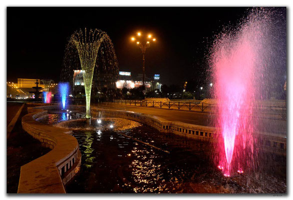 RO0214.Bukarest.Springbrunnen